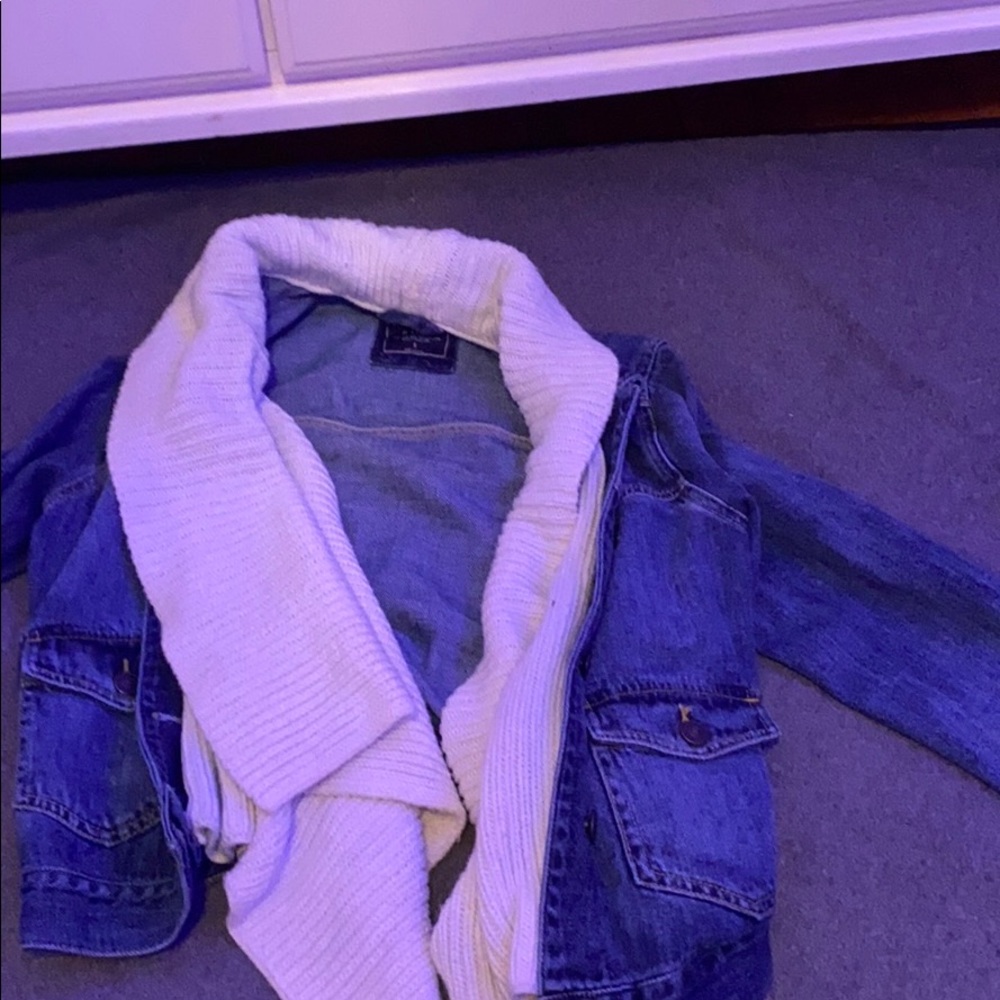 Cardigan/ jean jacket